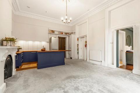 1 bedroom flat to rent, Riverdale Road, East Twickenham TW1