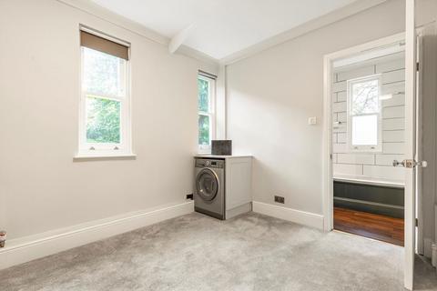 1 bedroom flat to rent, Riverdale Road, East Twickenham TW1