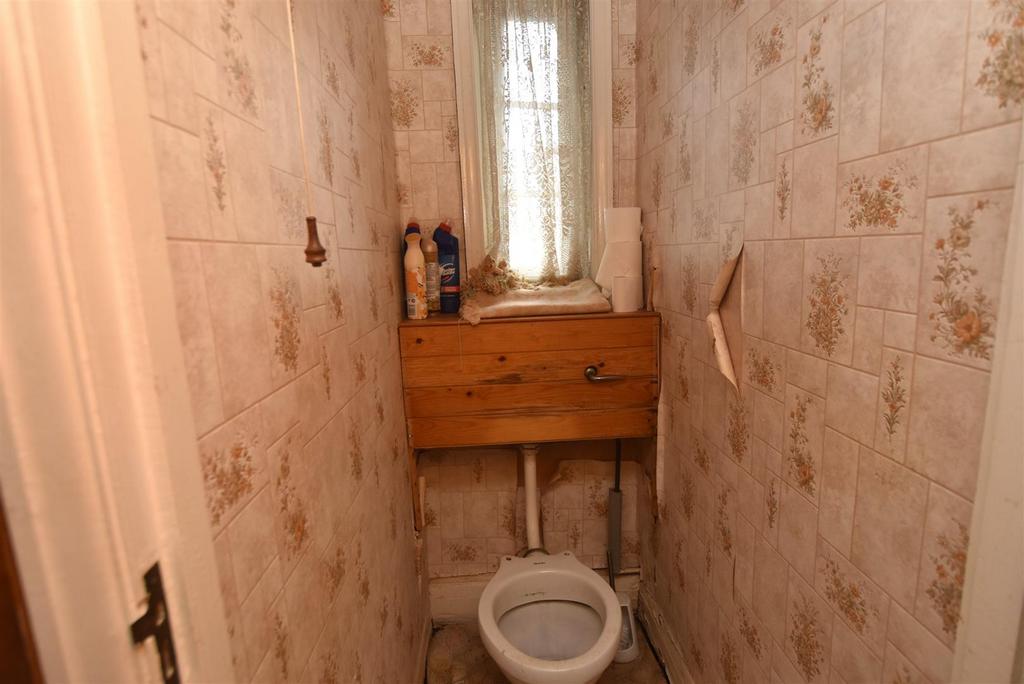 Separate WC