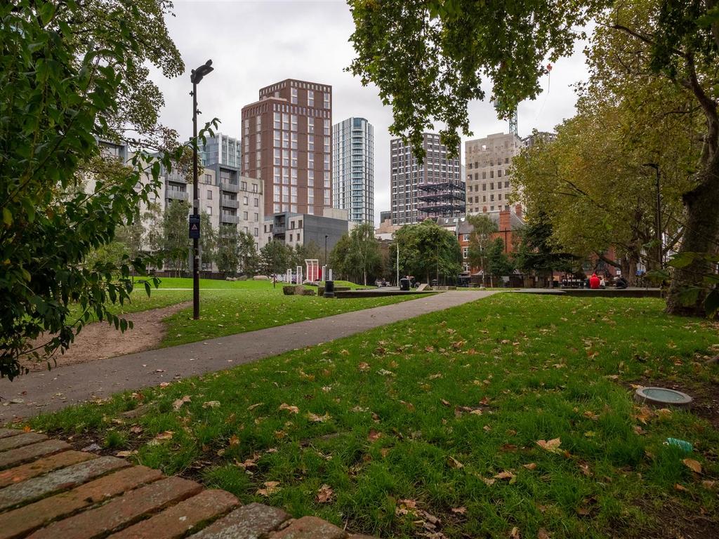 P1488976-HDR.jpg