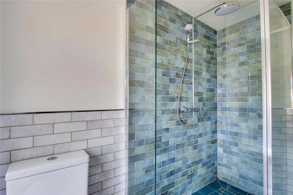 Annexe Shower Room