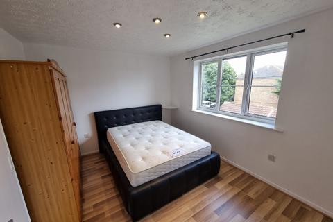 undefined, Conway Gardens, Grays RM17