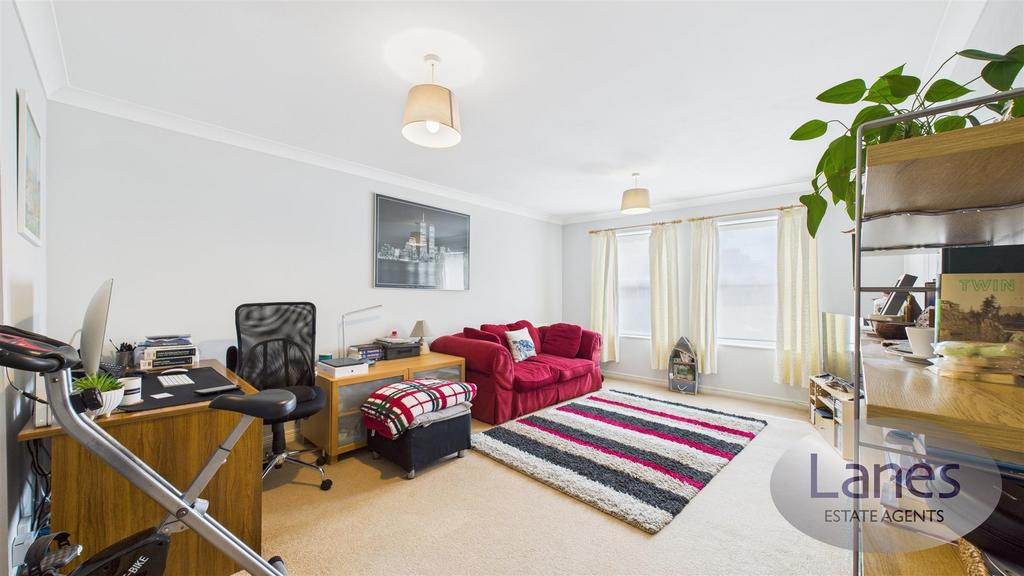 CAM04248 G0-PR0091-STILL002.jpg