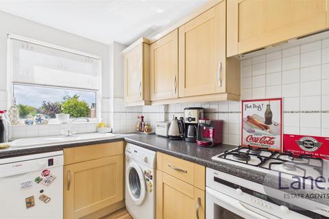 undefined, Cobham Close, Enfield, EN1