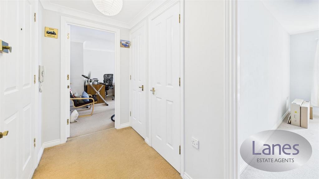 CAM04248 G0-PR0091-STILL011.jpg