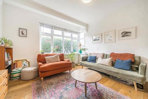 2 bedroom flat for sale, Gillian Street, London SE13