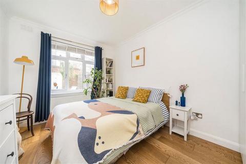 2 bedroom flat for sale, Gillian Street, London SE13