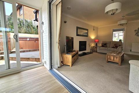 4 bedroom detached house for sale, Mayalls Close, Tirley, Gloucester