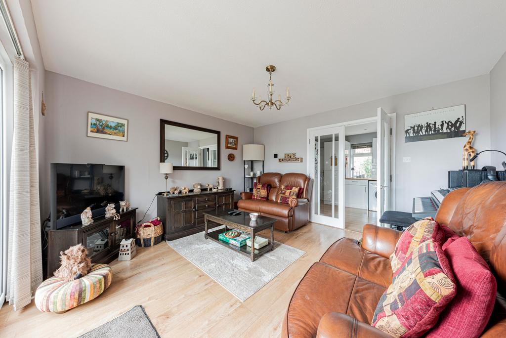 Living Room (4)