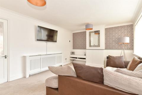 44 Apple Close, Snodland, ME6 5JP
