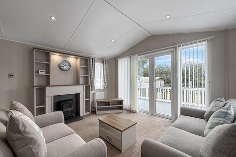 2 bedroom park home for sale, The Oaks Holiday Park, Chapel Road, Ipswich IP10
