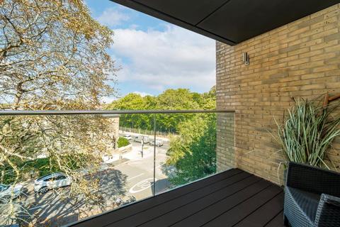 undefined, Archway Road, London N6