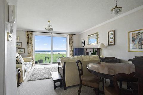 2 bedroom flat for sale, Sutton Place, Bexhill-On-Sea
