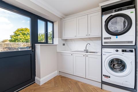 undefined, Sabre Close, Dunmow CM6