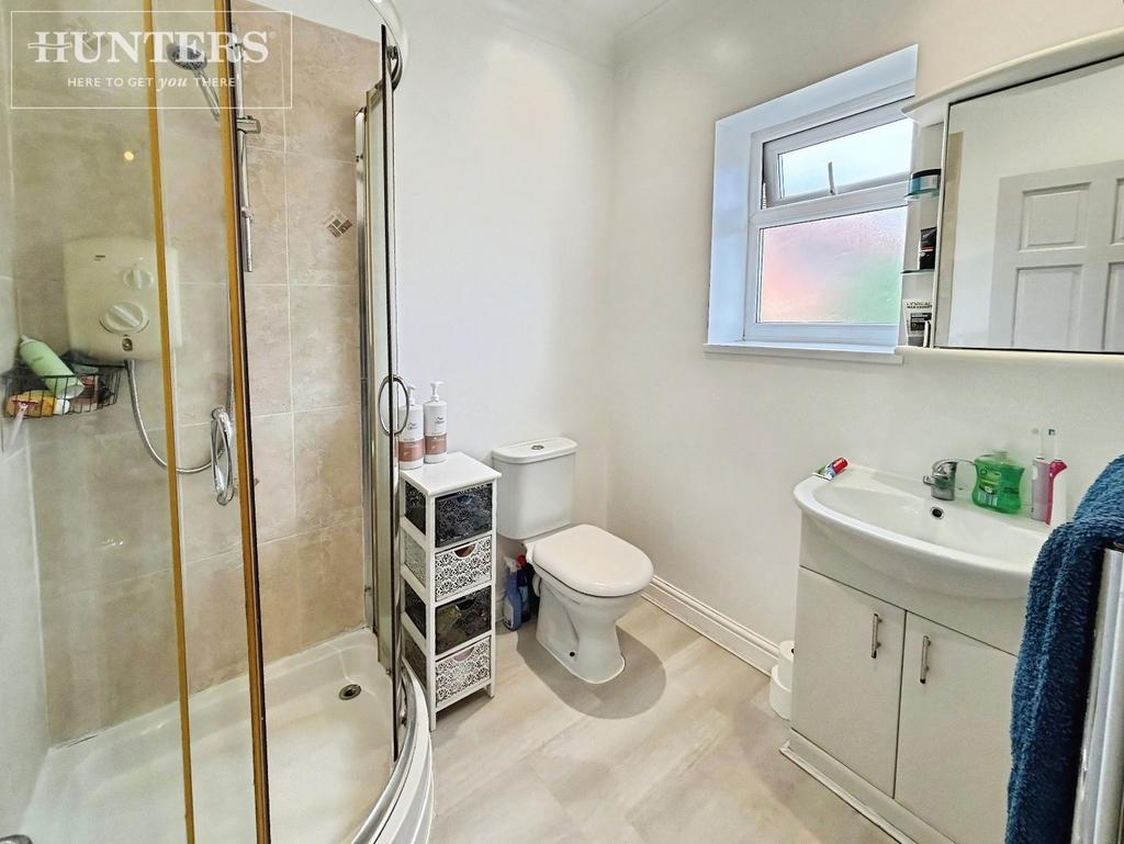 Pbox-bathroom-336897.jpeg