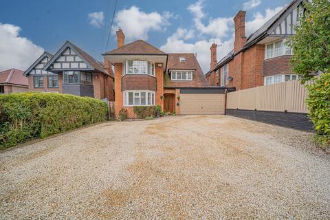 4 bedroom detached house for sale, Widney Manor Road, Solihull, B91