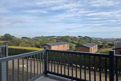 2 bedroom park home for sale, Scarborough