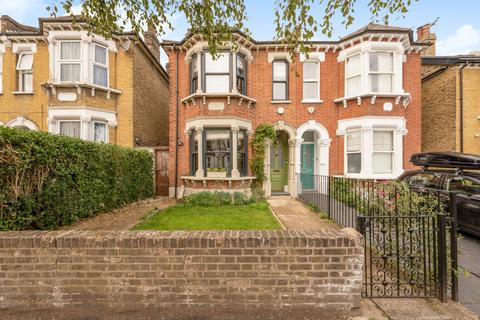 244 Friern Road, London, SE22 0BB