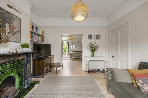 244 Friern Road, London, SE22 0BB