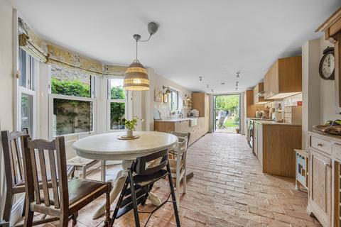 244 Friern Road, London, SE22 0BB