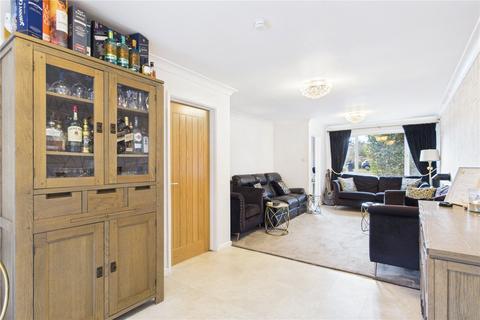 17 Askew Drive, Spencers Wood, Reading, RG7 1HG