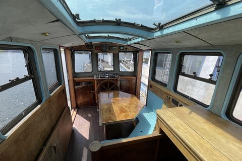 undefined, Lower Sunbury Road, Hampton TW12