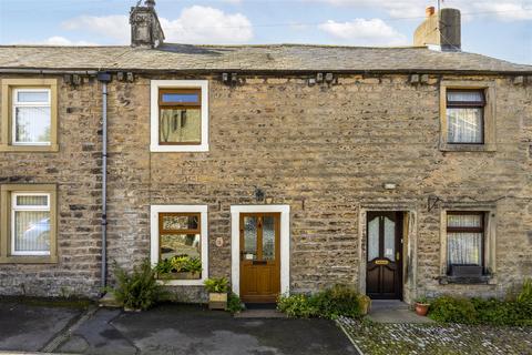 2 Baynes Cottages, Low Bentham