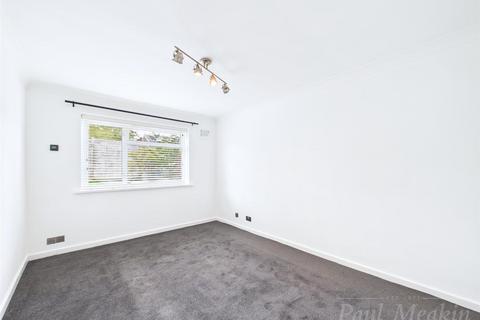 undefined, Swallowdale, South Croydon