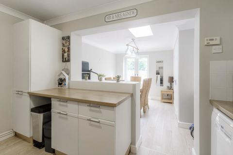 undefined, Dulwich Close, Newport Pagnell MK16