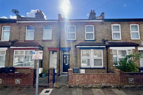 undefined, Stanley Road, Hounslow TW3