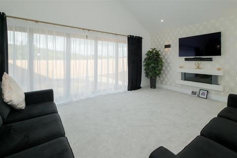 4 bedroom detached bungalow for sale, Gwel An Fow, Liskeard PL14