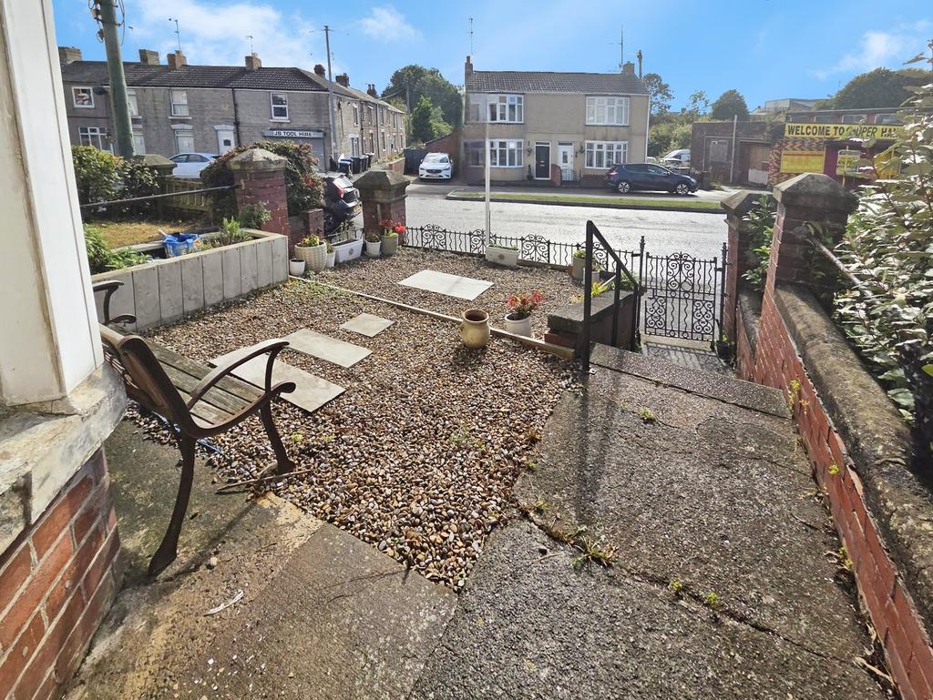 Pbox-street scape-334572.jpg