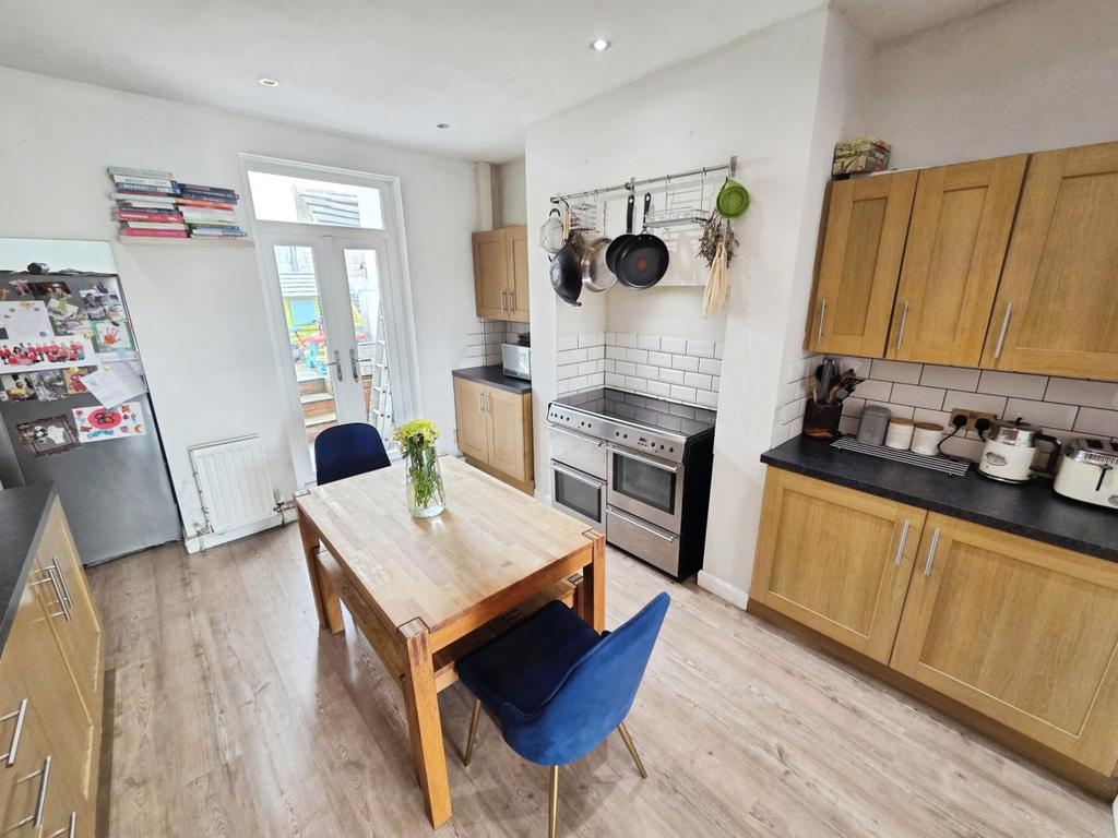 Pbox-kitchen-334572.jpg
