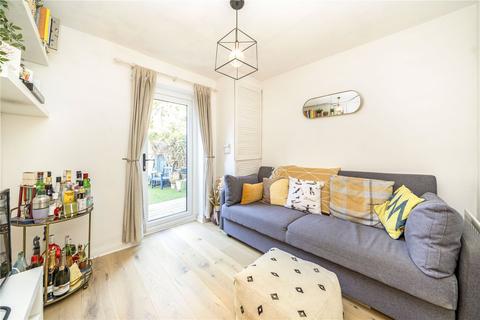 1 bedroom apartment for sale, Lewisham Way, New Cross, London, SE14