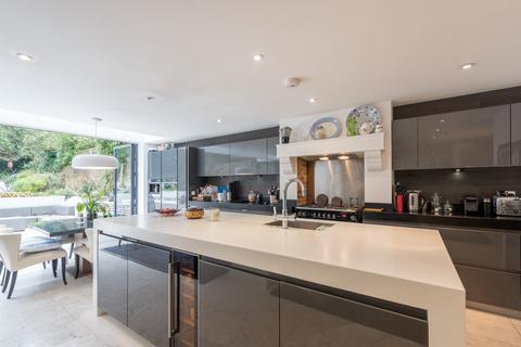 3 bedroom apartment for sale, Haverstock Hill, London, NW3