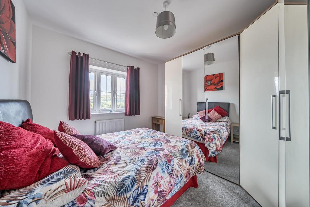 Bedroom 2.jpg