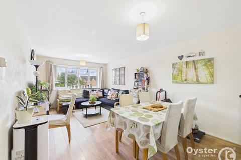 Downing Close, Harrow, HA2