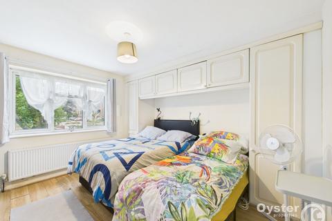 2 bedroom flat for sale, Downing Close, Harrow, HA2