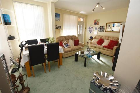 1 bedroom apartment for sale, Green Court, Warwick Road, Acocks Green