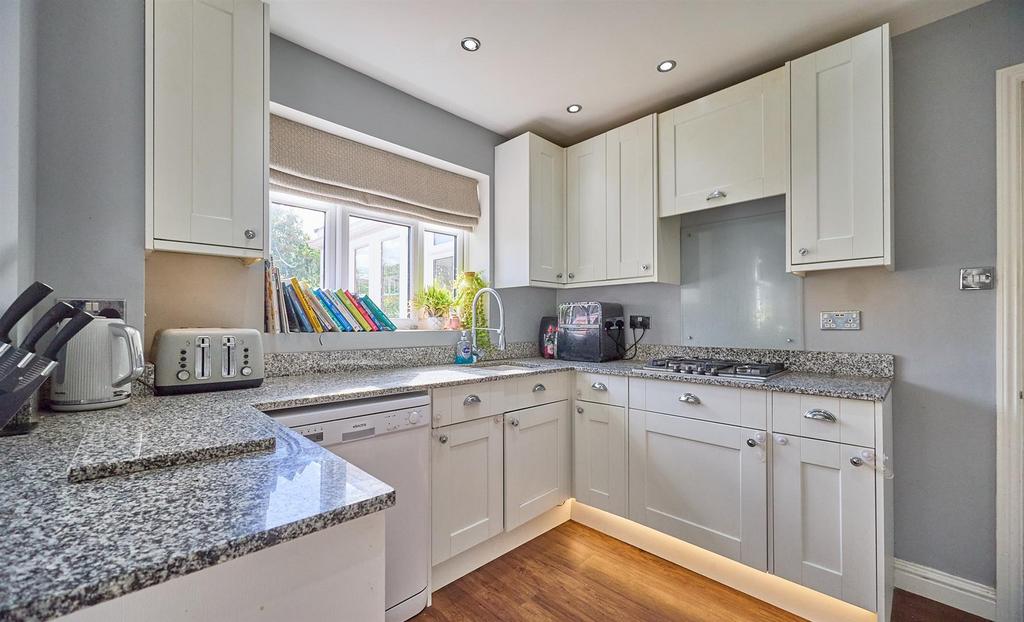 Fitted Kitchen to Rear