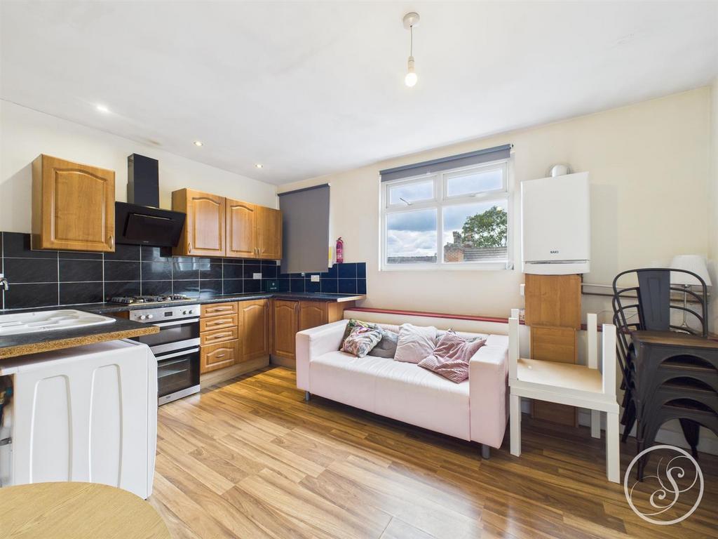 Kitchen/living room