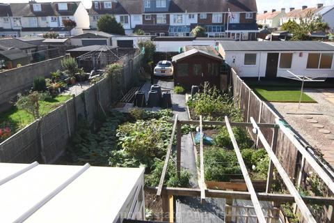 3 bedroom semi-detached house for sale, Melville Road, Gosport
