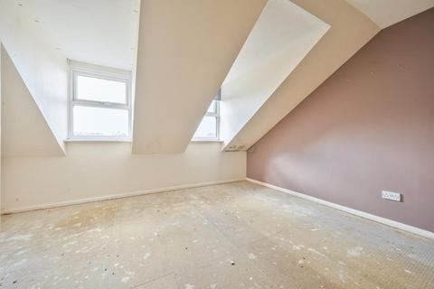 3 bedroom terraced house for sale, Aylesbury,  Buckinghamshire,  HP19