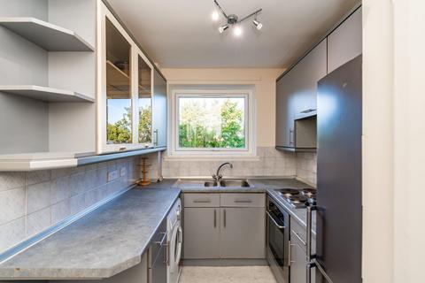 2 bedroom flat for sale, 155/8 Orchard Brae Gardens, Edinburgh, EH4