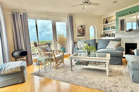 undefined, Shinglebank Drive, Milford on Sea, Lymington, Hampshire, SO41