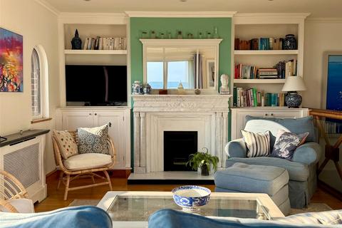 undefined, Shinglebank Drive, Milford on Sea, Lymington, Hampshire, SO41