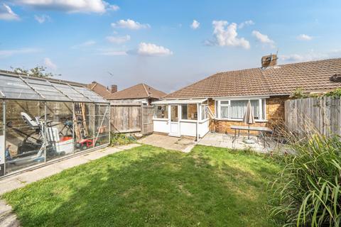 2 bedroom bungalow for sale, Abbots Way, Hampshire PO15