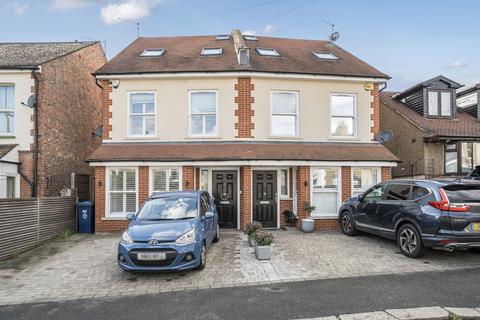 3 bedroom semi-detached house for sale, Victoria Road, New Barnet, EN4