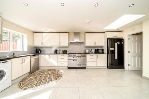 5 bedroom terraced house to rent, Uneeda Drive, Greenford UB6