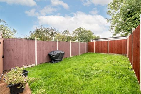 5 bedroom terraced house to rent, Uneeda Drive, Greenford UB6